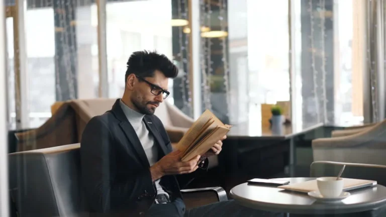 Reader intent around magazinenote.com: informational, commercial, or navigational?