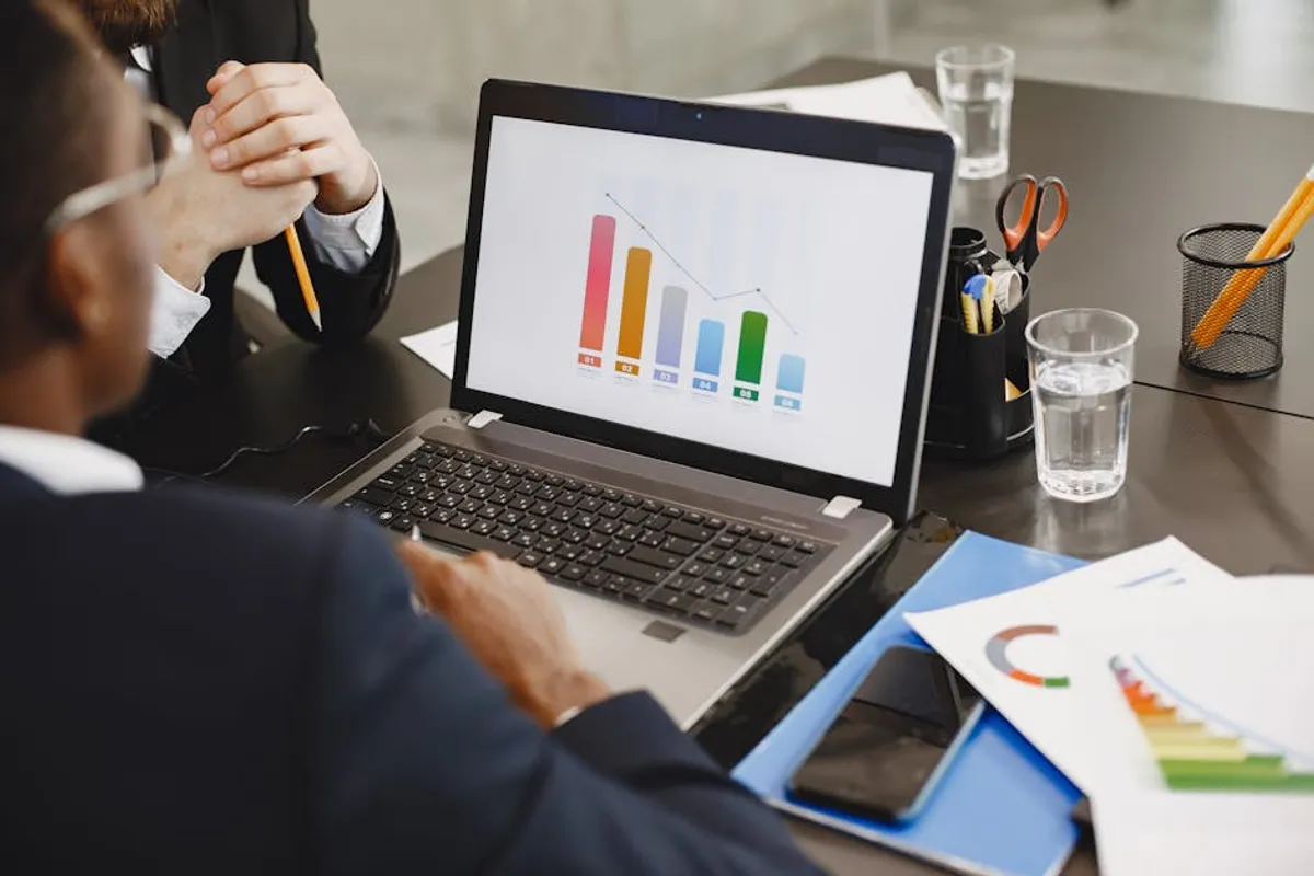 Truebusinessnews Review: What It Is, Features, Risks, and Alternatives